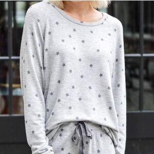 PJ Salvage Heather Gray Soft Knit w Blue Star Print Pullover Top M